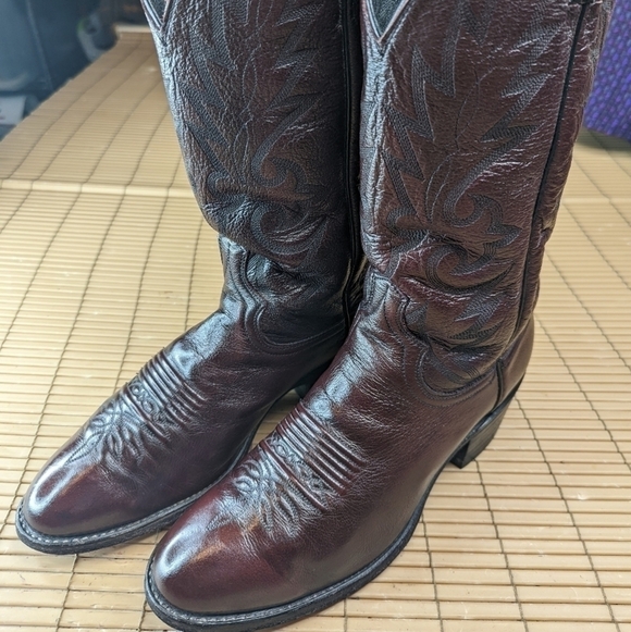 Dan Post boots Milwaukee men\'s sz 9D black cherry/burgundy leather round toe. Gr main image 10